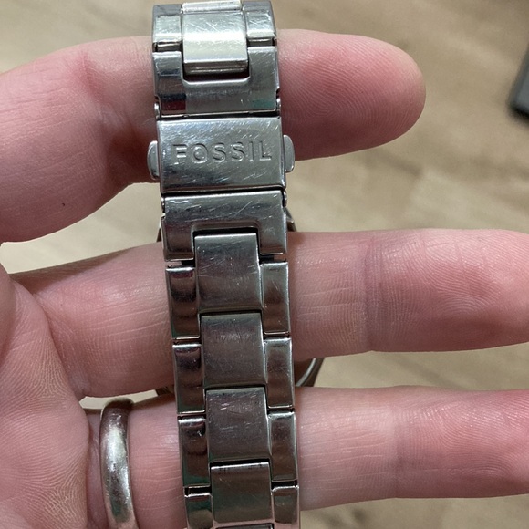 Fossil women’s watch - Picture 2 of 5